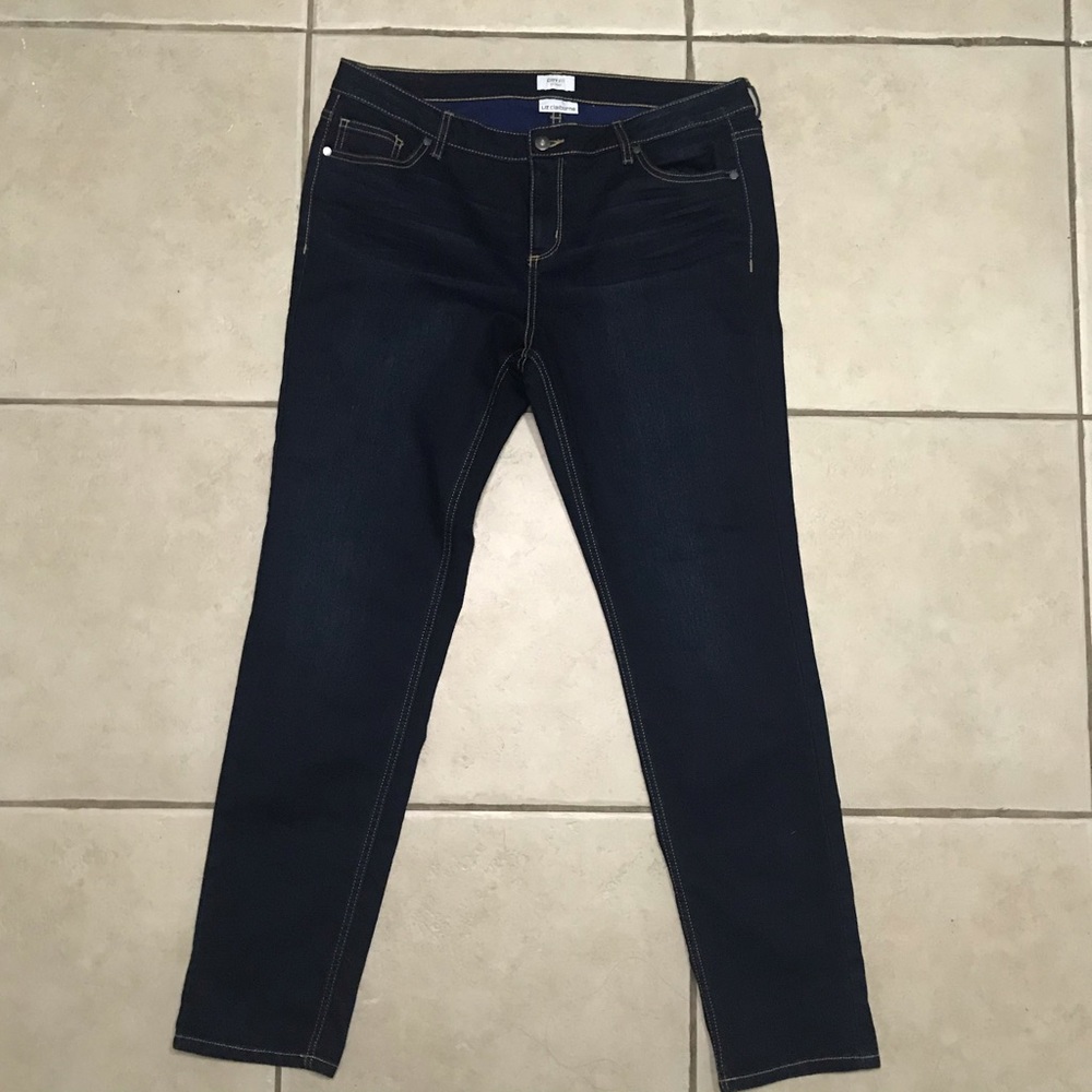 Liz Claiborne Skinny Fit Blue Jeans